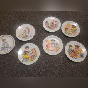 9 collectors AVON GREAT FOR MOTHERS DAY ( MOTHERS DAY PLATES